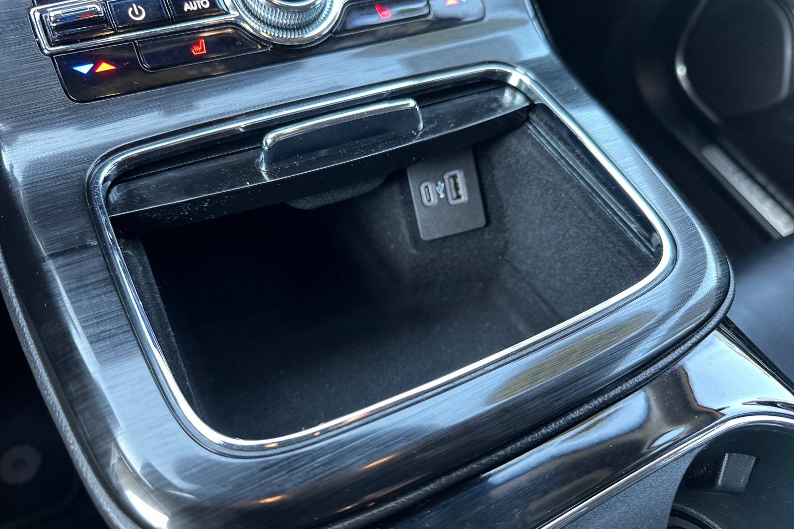 2021 Lincoln Nautilus Standard photo 25