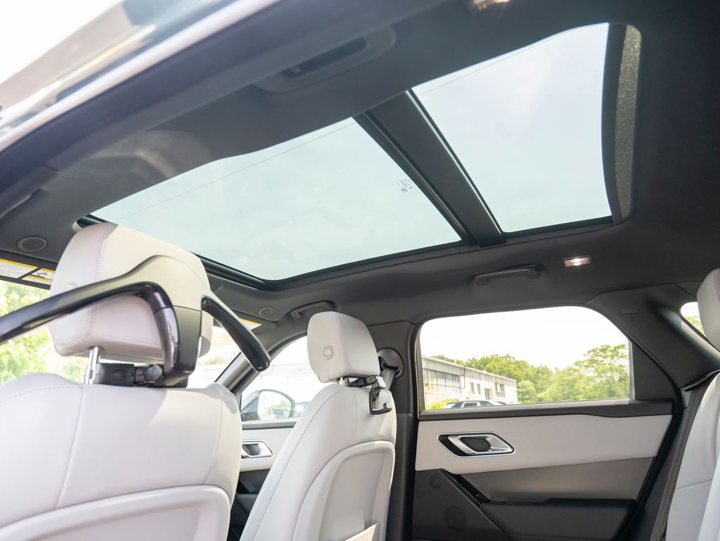 2026 Land Rover Range Rover Velar S photo 21