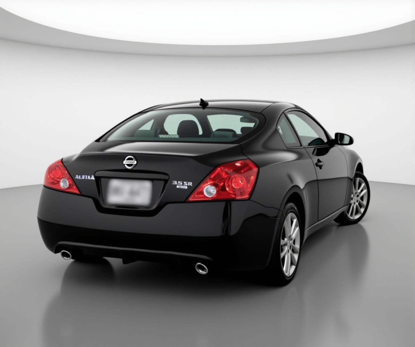 2010 Nissan Altima 3.5 SR photo 4