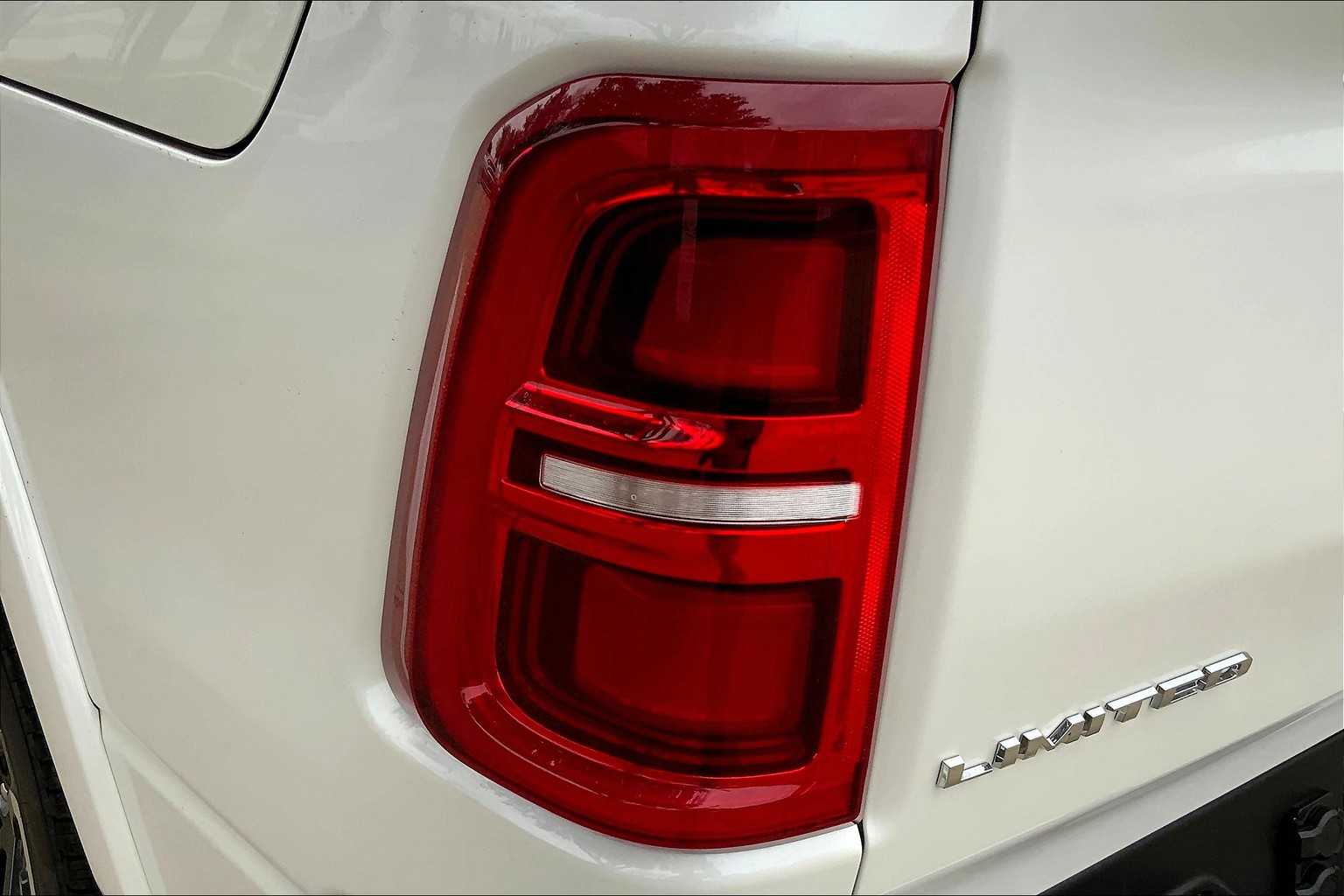 2025 Ram 1500 Limited photo 14