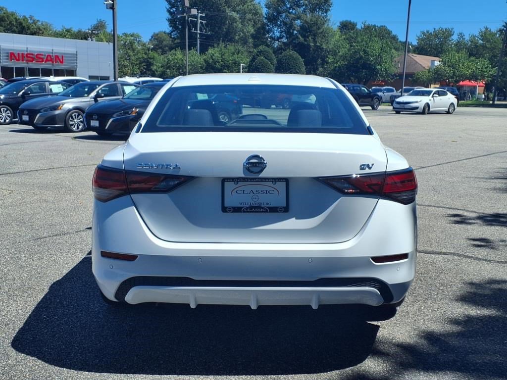 2022 Nissan Sentra SV photo 5