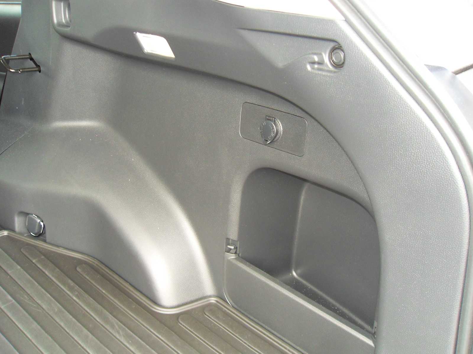 2024 Toyota RAV4 XLE Premium photo 20