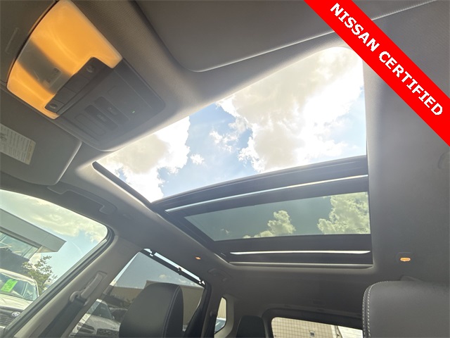 2023 Nissan Rogue SL photo 18