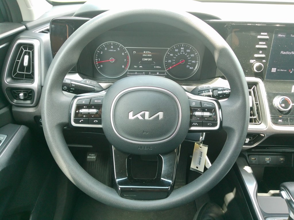 2023 Kia Sorento LX photo 28