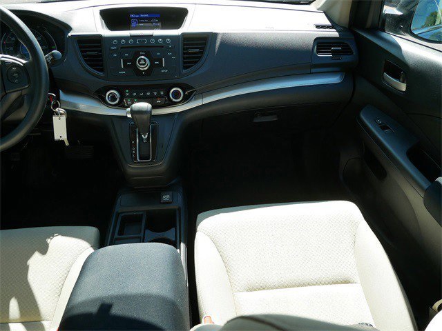 2016 Honda CR-V SE photo 12
