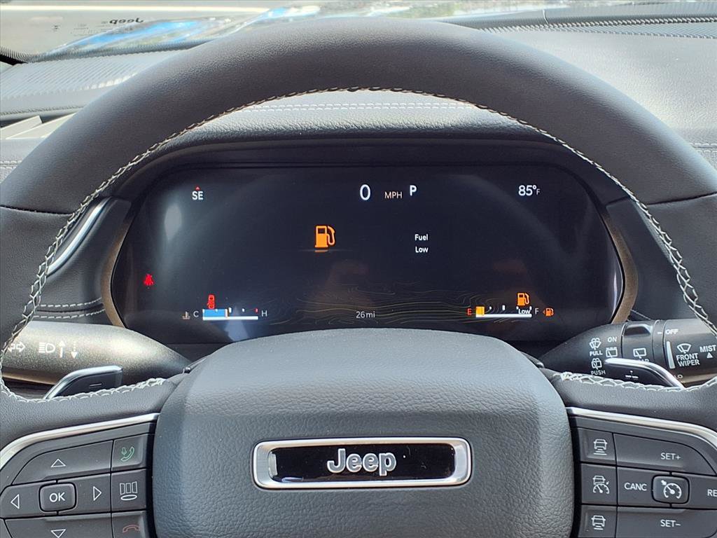 2025 Jeep Grand Cherokee Limited photo 10