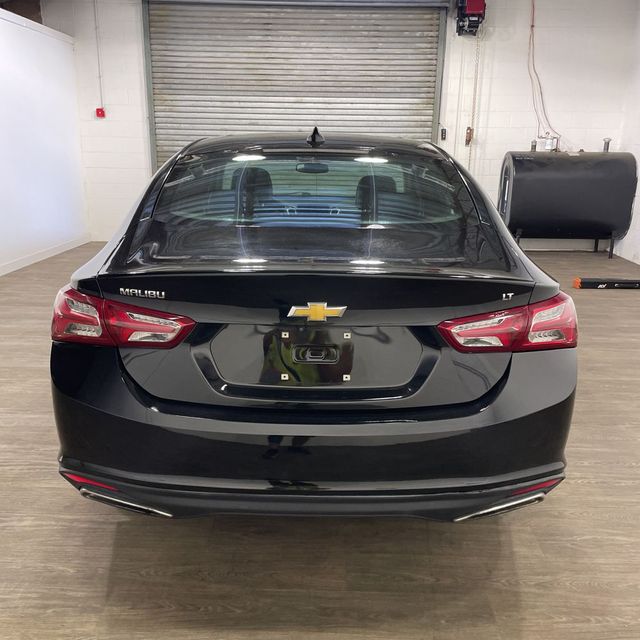 2020 Chevrolet Malibu Premier photo 3