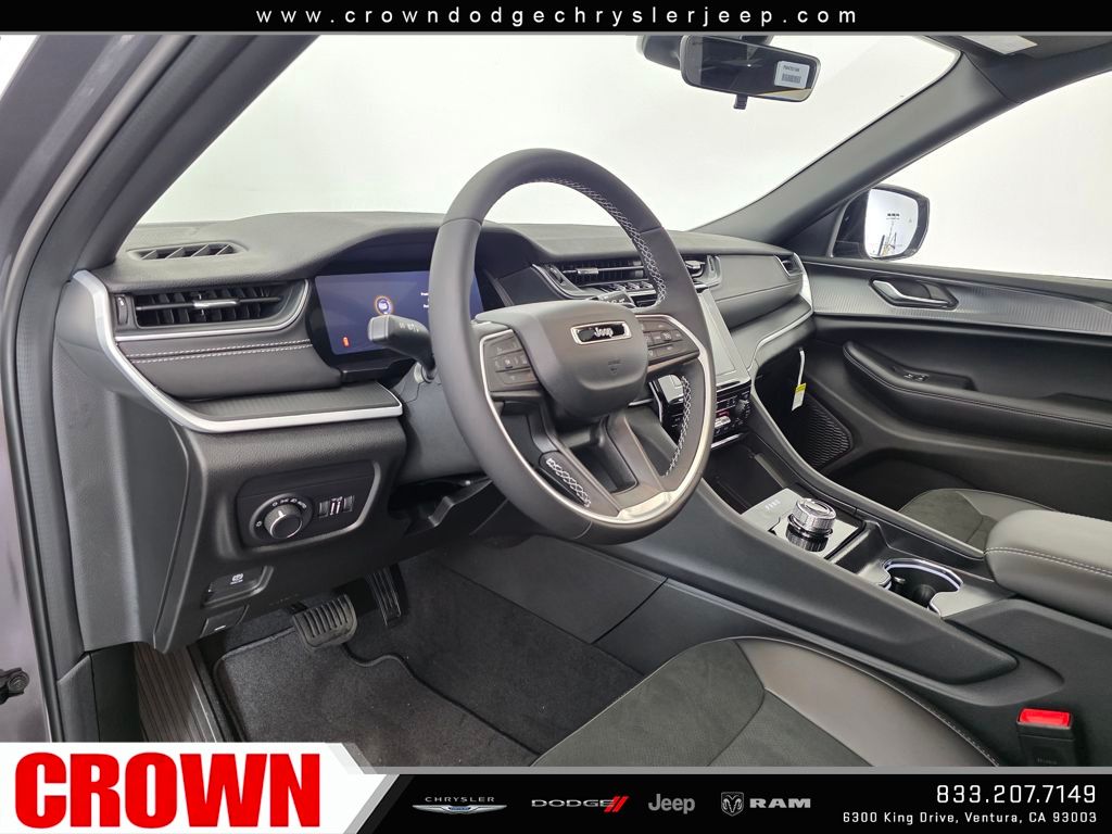 2025 Jeep Grand Cherokee Altitude X photo 16