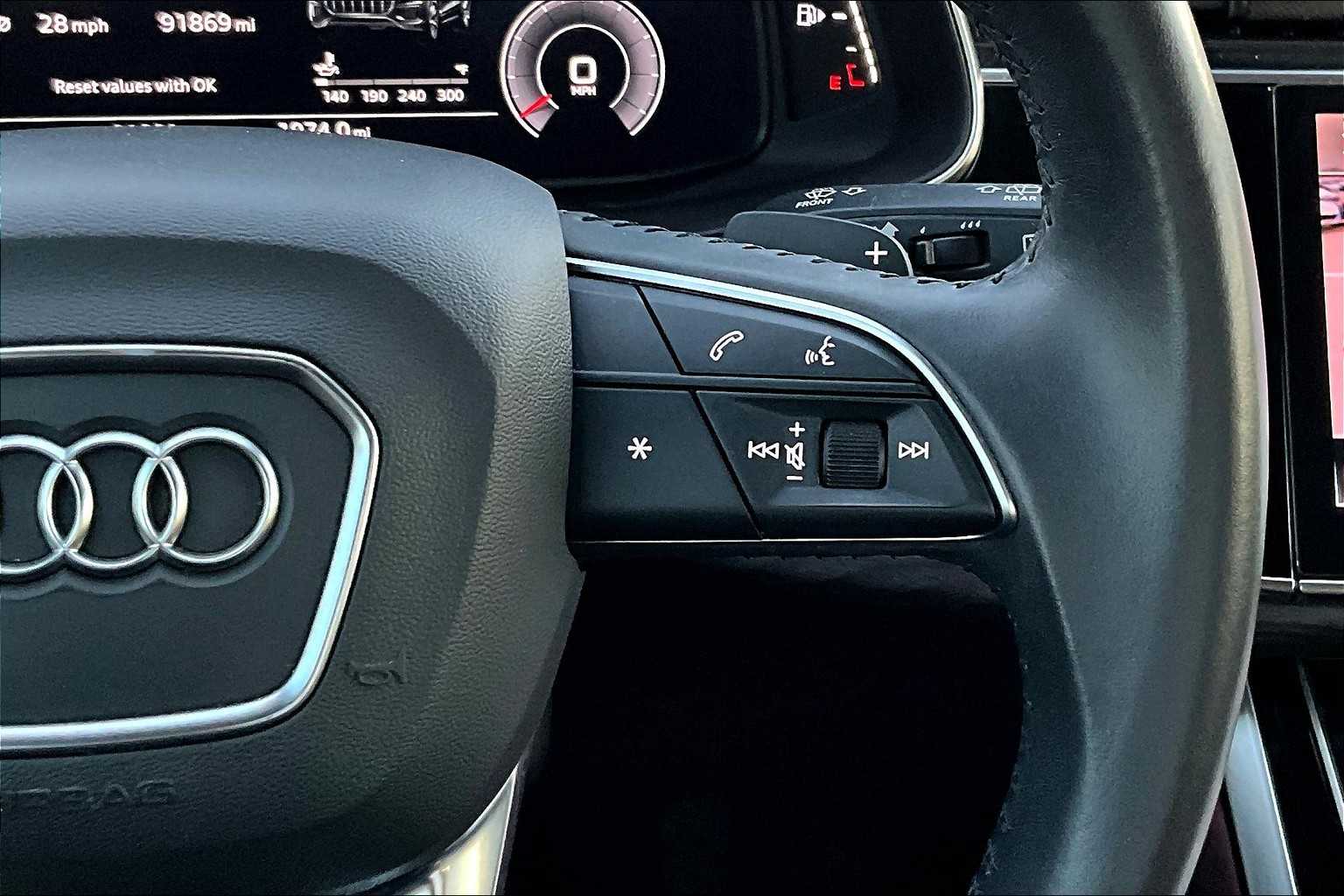 2019 Audi Q8 line Prestige photo 19
