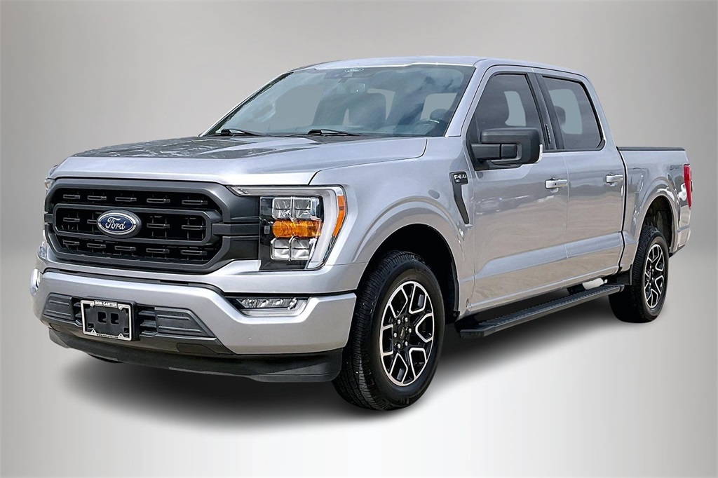 2021 Ford F-150 XLT photo 2