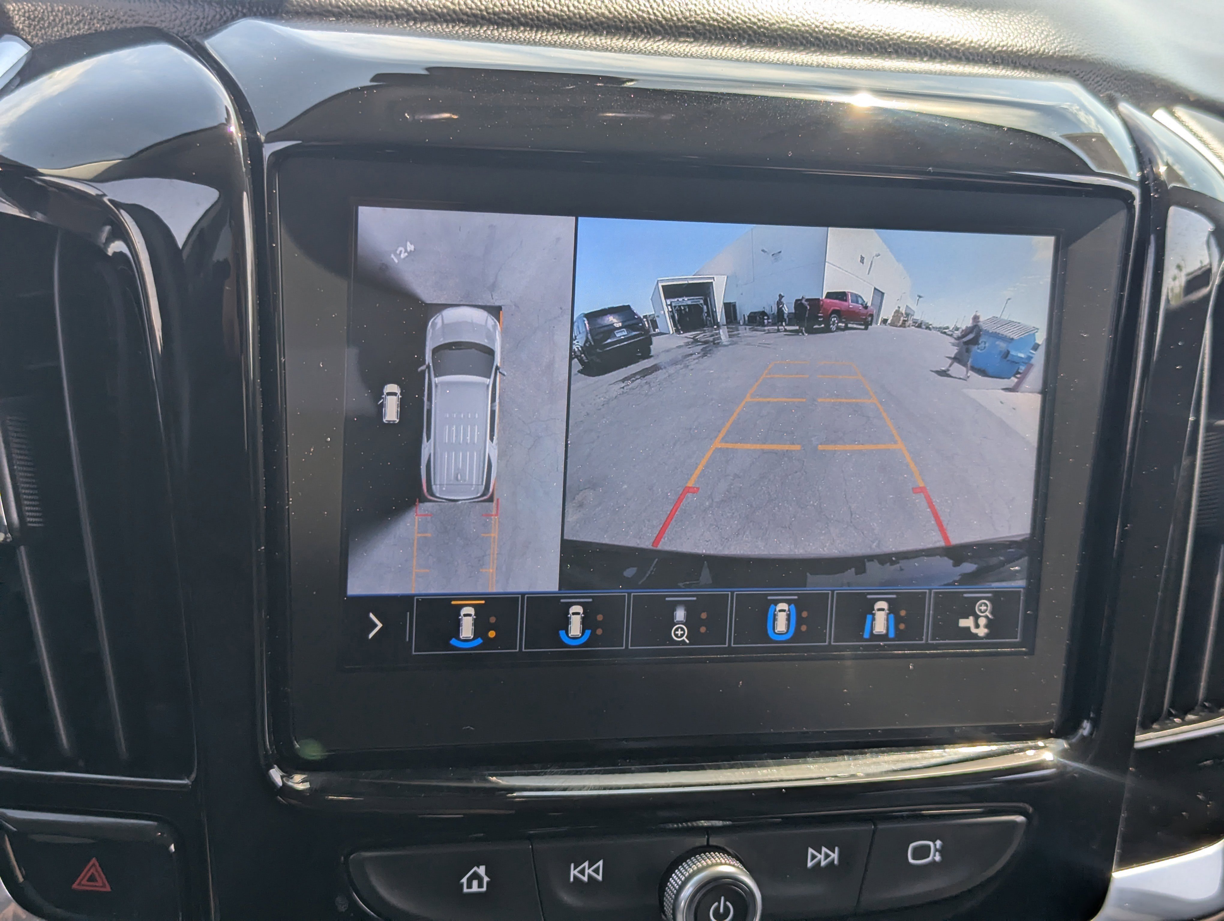 2020 Chevrolet Traverse High Country photo 3
