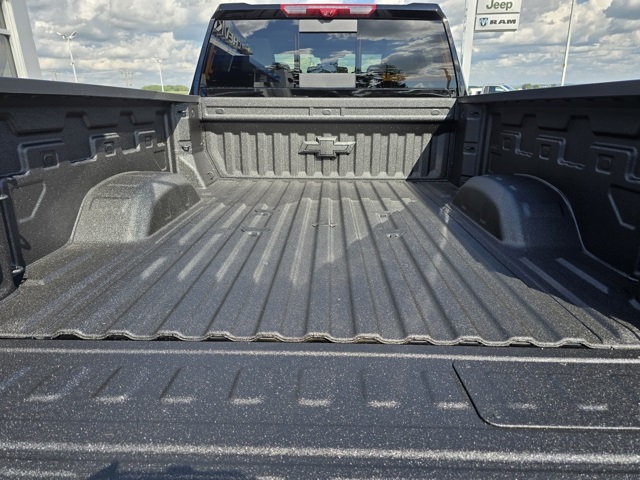 2025 Chevrolet Silverado 2500HD High Country photo 4