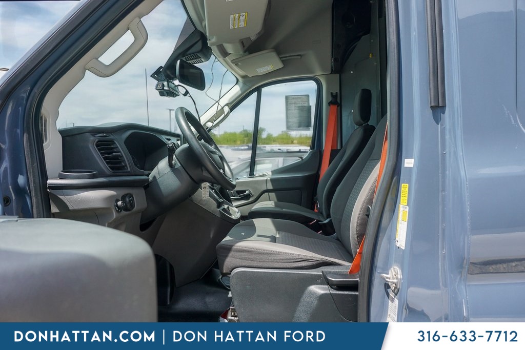 2020 Ford Transit photo 3
