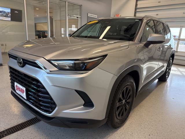 2024 Toyota Grand Highlander XLE photo 4