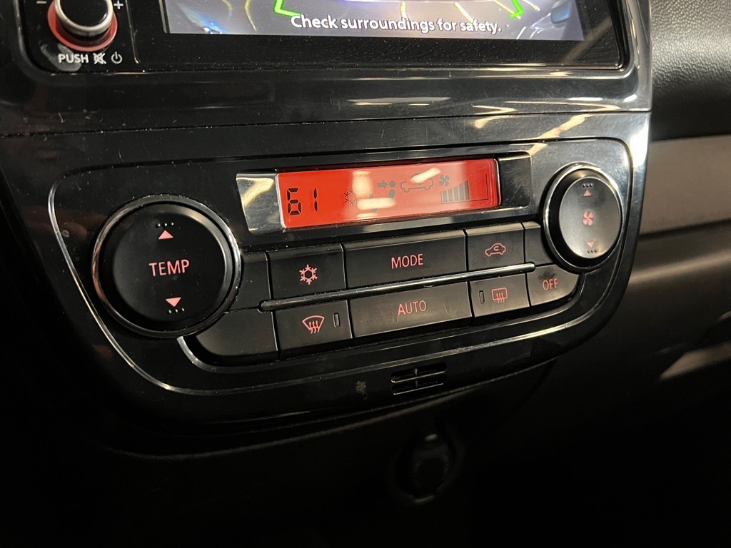 2022 Mitsubishi Mirage ES photo 13