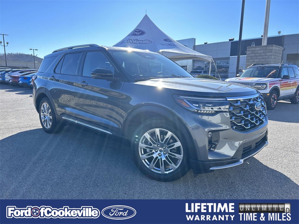 2026 Ford Explorer Platinum's photo