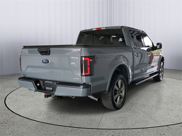 2019 Ford F-150 XLT photo 2
