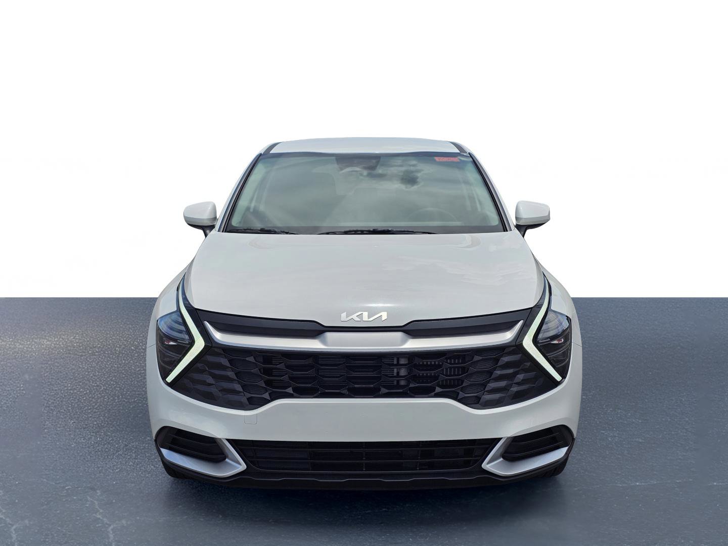 2025 Kia Sportage Hybrid LX photo 2