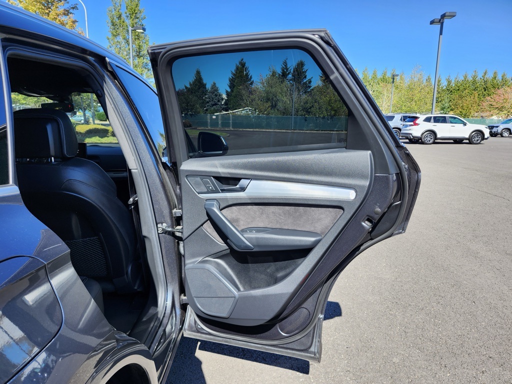 2020 Audi SQ5 Premium photo 24