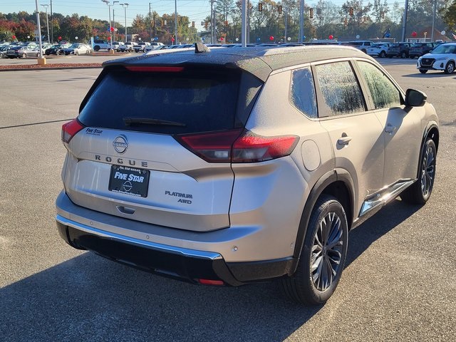 2026 Nissan Rogue Platinum photo 2