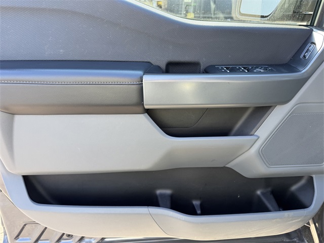 2023 Ford F-150 XLT photo 13