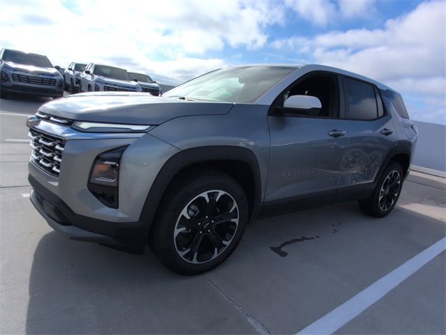 2026 Chevrolet Equinox LT photo 4