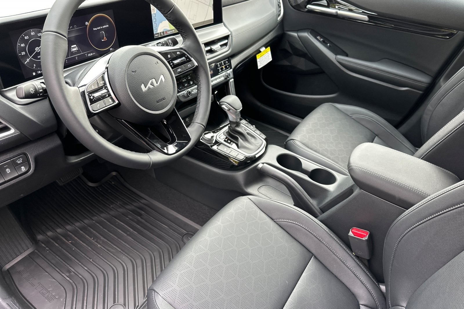 2025 Kia Seltos EX photo 5