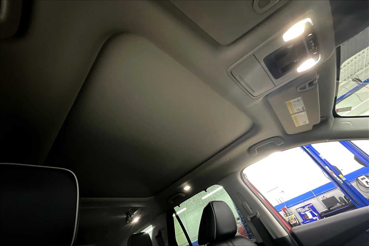 2023 Honda Pilot Elite photo 13
