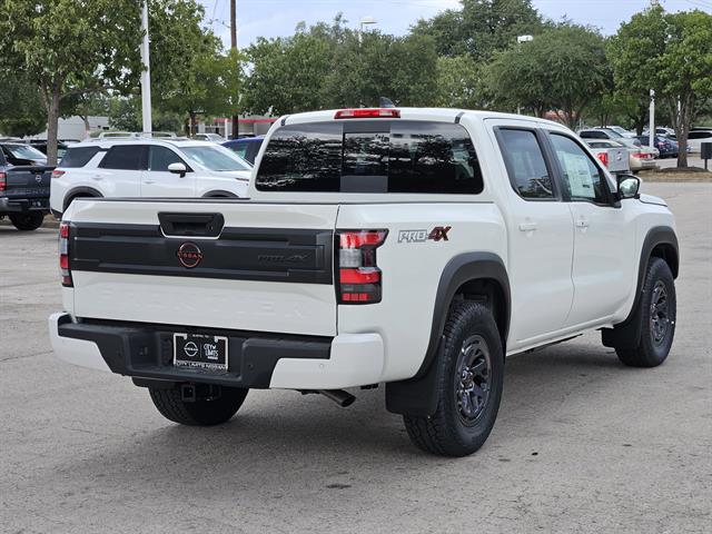2025 Nissan Frontier PRO-4X photo 3