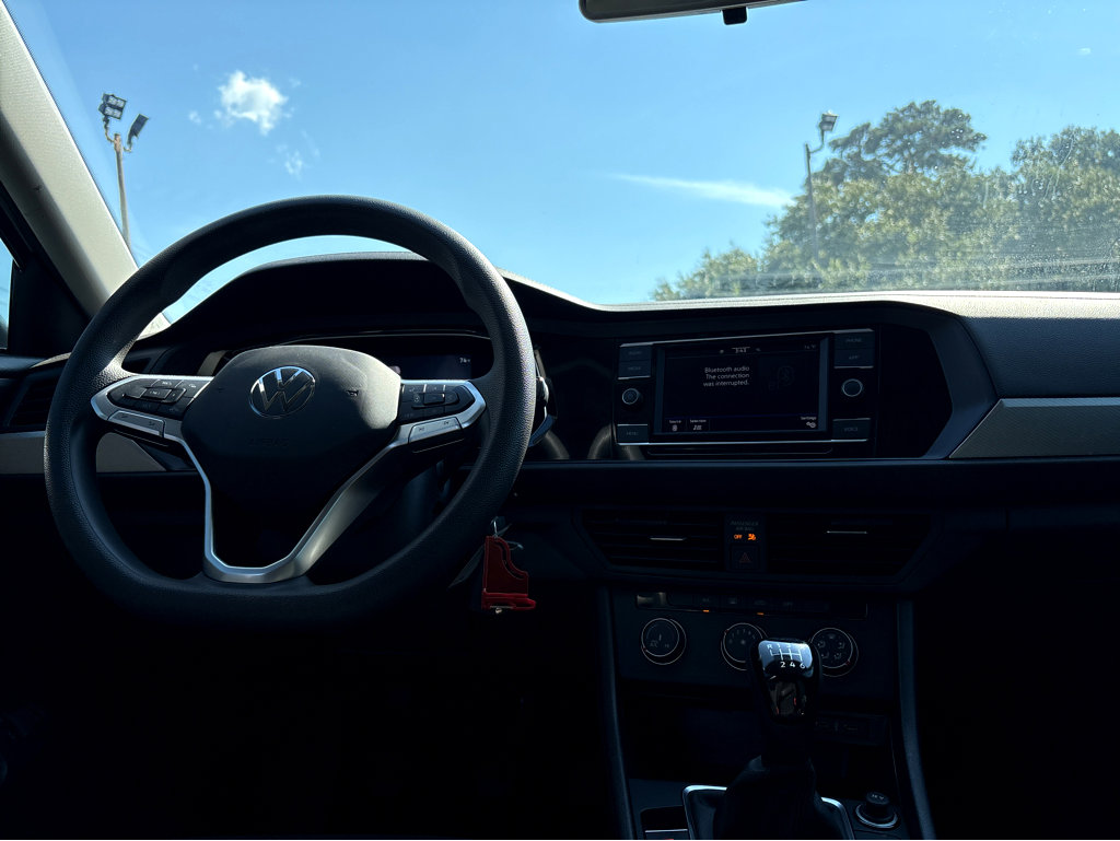 2022 Volkswagen Jetta S photo 4