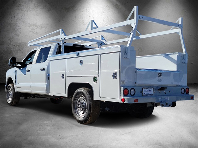 2026 Ford F-350 XL photo 4