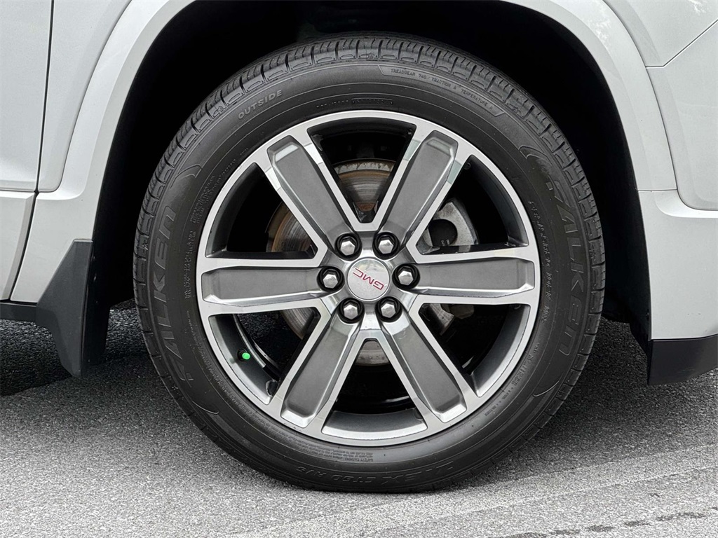 2017 Gmc Acadia Denali photo 8
