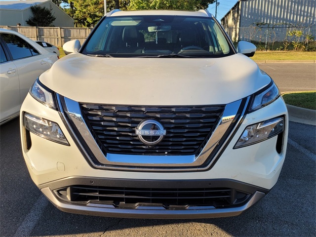 2023 Nissan Rogue SL photo 2