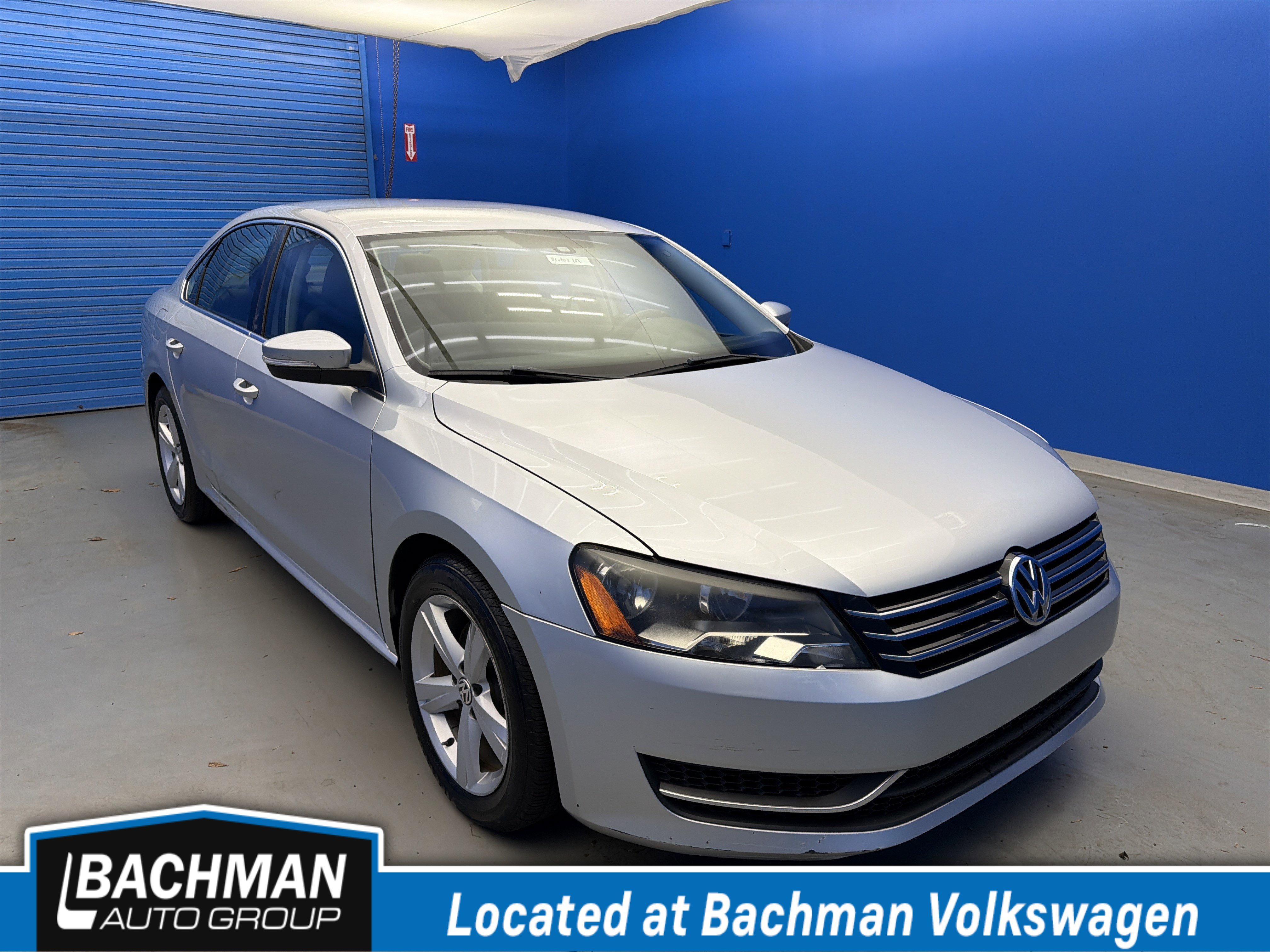 2013 Volkswagen Passat SE's photo