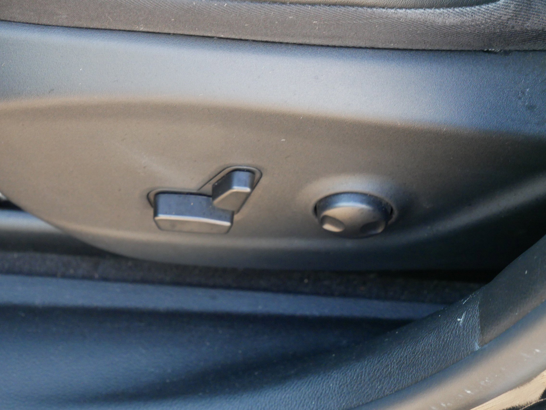 2022 Jeep Cherokee Limited photo 20