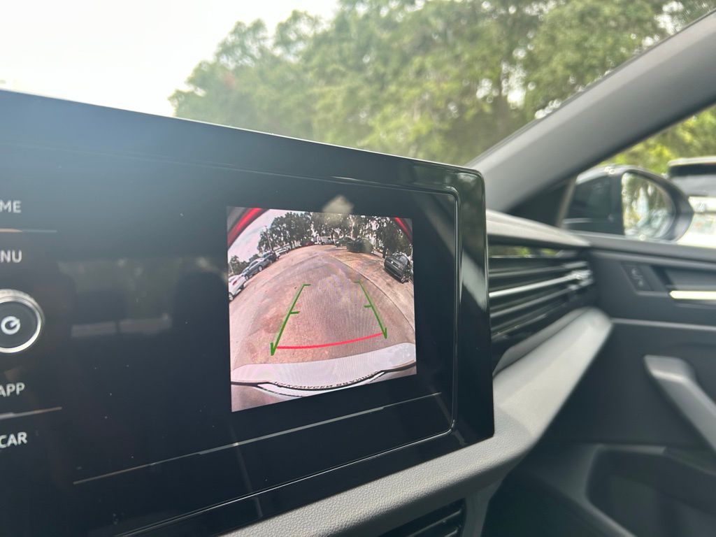 2025 Volkswagen Jetta 1.5T Sport photo 12