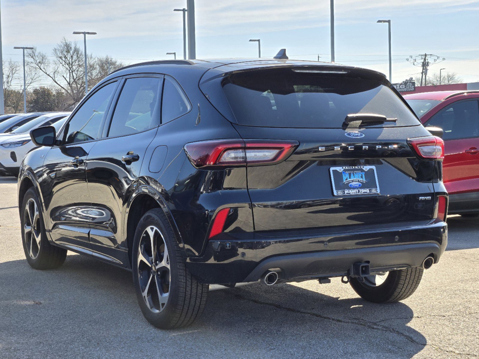 2024 Ford Escape ST-Line Select photo 2