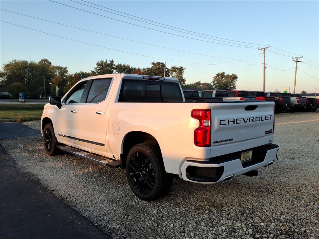 2026 Chevrolet Silverado 1500 High Country photo 2