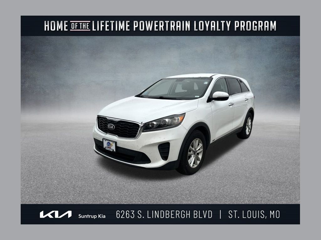 2019 Kia Sorento LX's photo