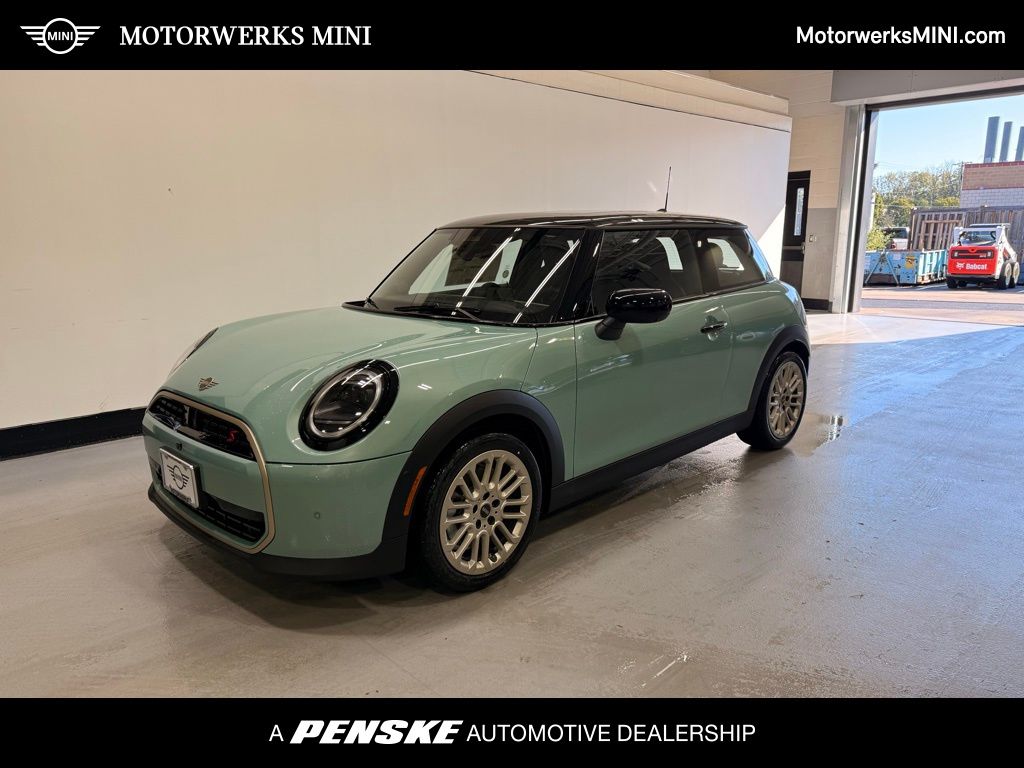 2026 MINI Hardtop 2 Door S's photo