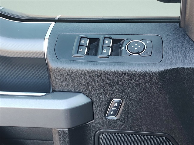 2018 Ford F-150 XLT photo 23