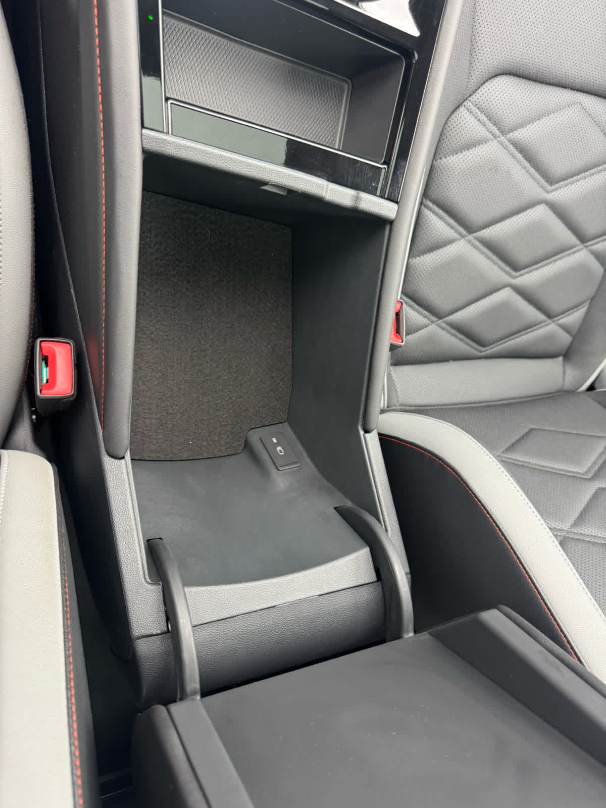 2025 Volkswagen Atlas Peak Edition SE photo 21