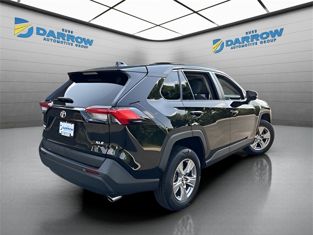 2023 Toyota RAV4 XLE photo 4