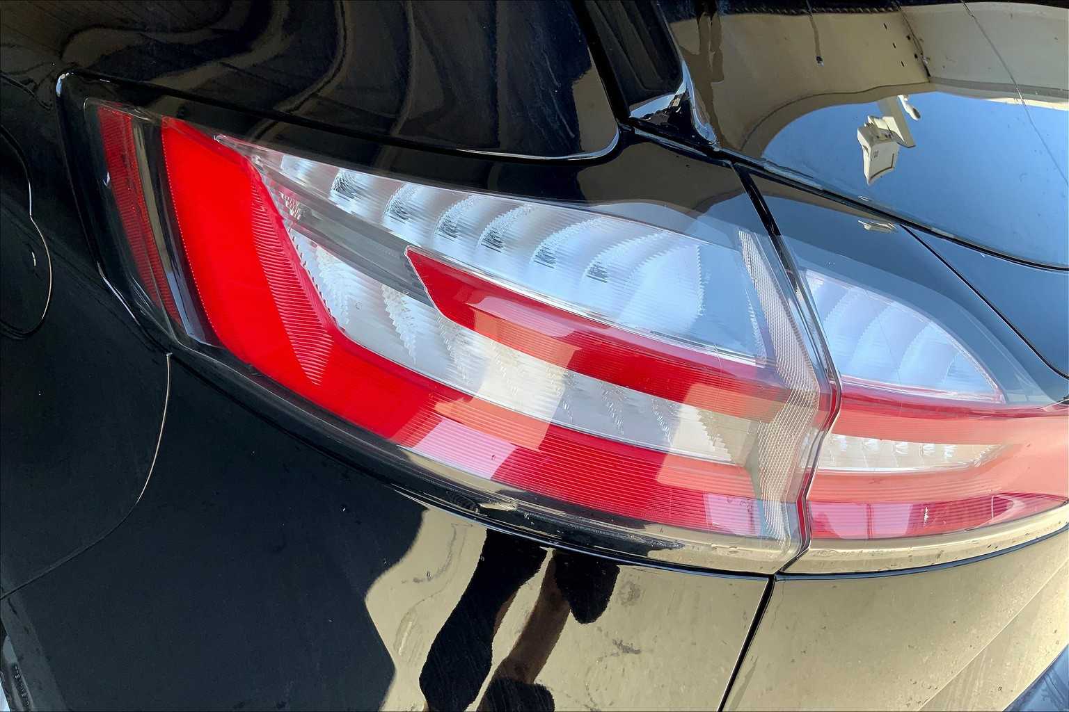 2023 Ford Edge SEL photo 26