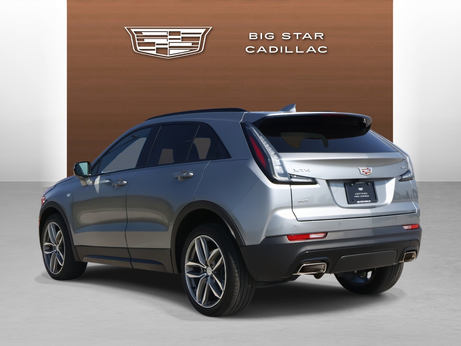2023 Cadillac XT4 Sport photo 3