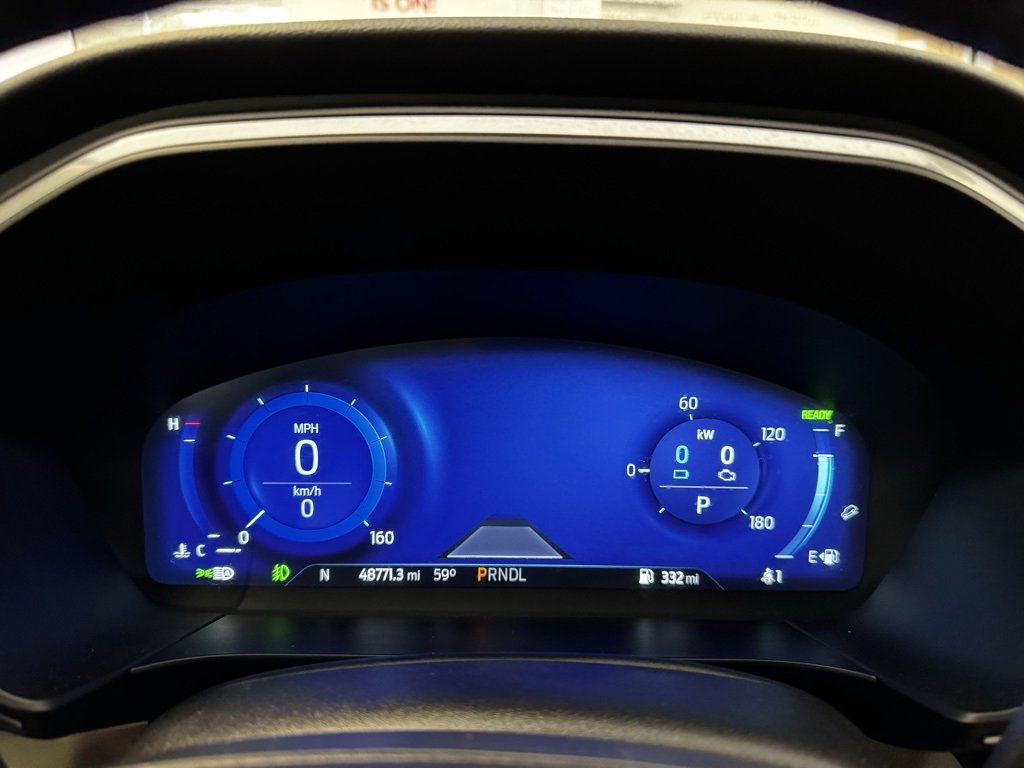 2020 Ford Escape Titanium Hybrid photo 15