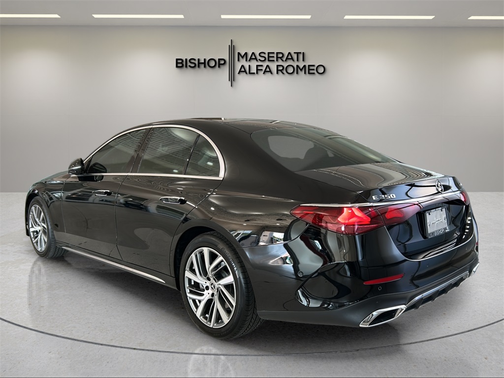 2024 Mercedes Benz E 350 4MATIC photo 4