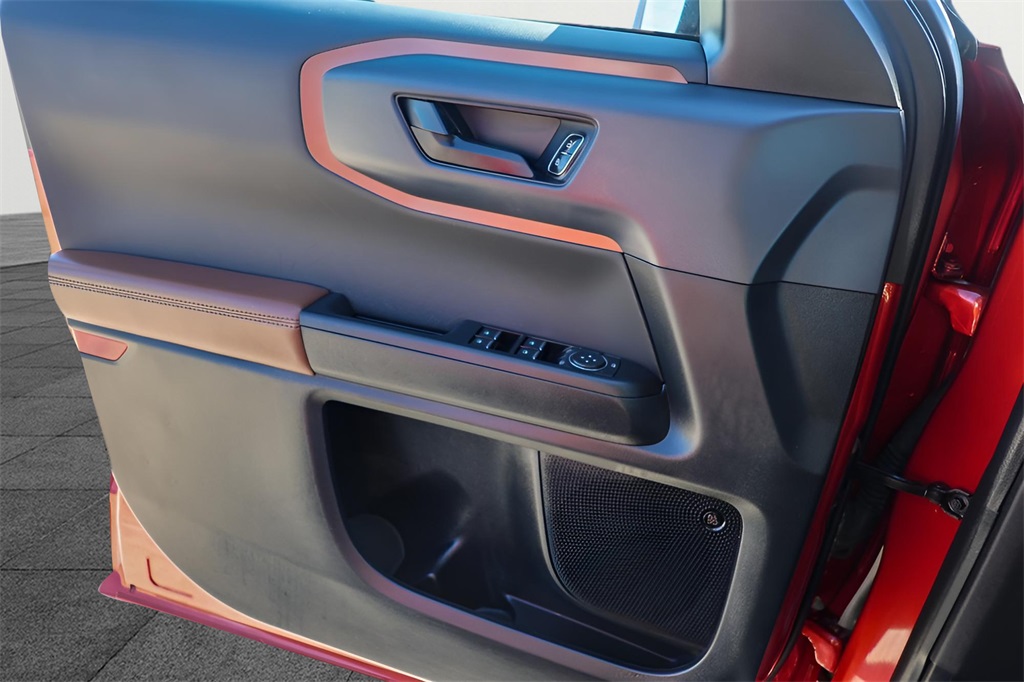 2022 Ford Bronco Sport Outer Banks photo 14