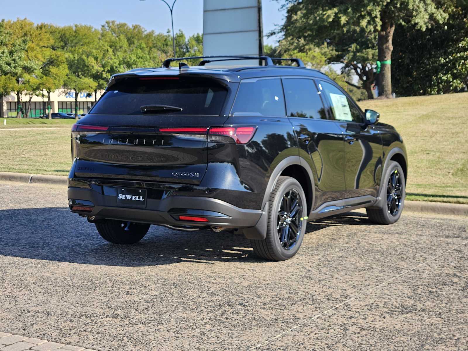 2026 Infiniti QX60 AWD photo 4