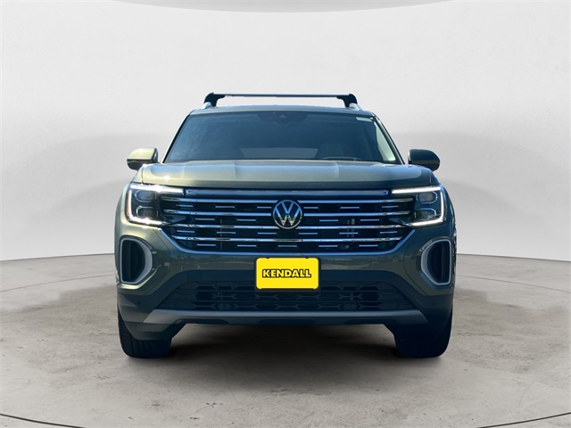 2025 Volkswagen Atlas SEL photo 8